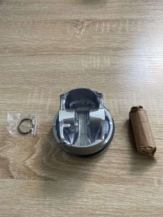 Бутала за мерцедес м278