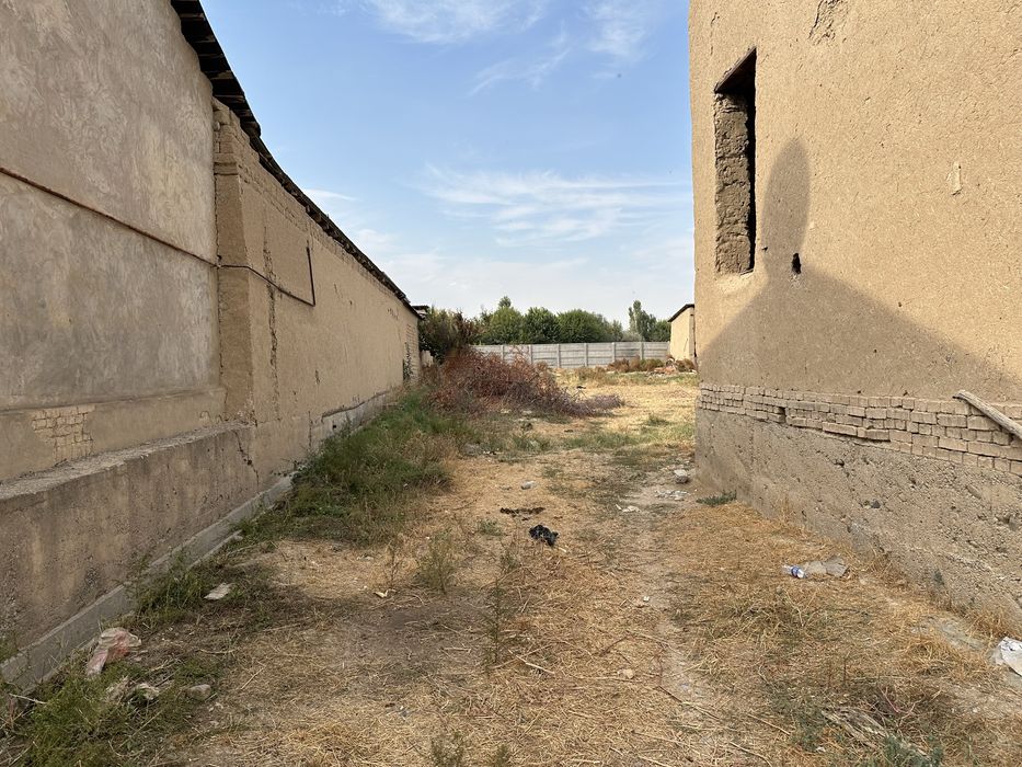 Кибрайда котта йул юзида 7 сотка каробка