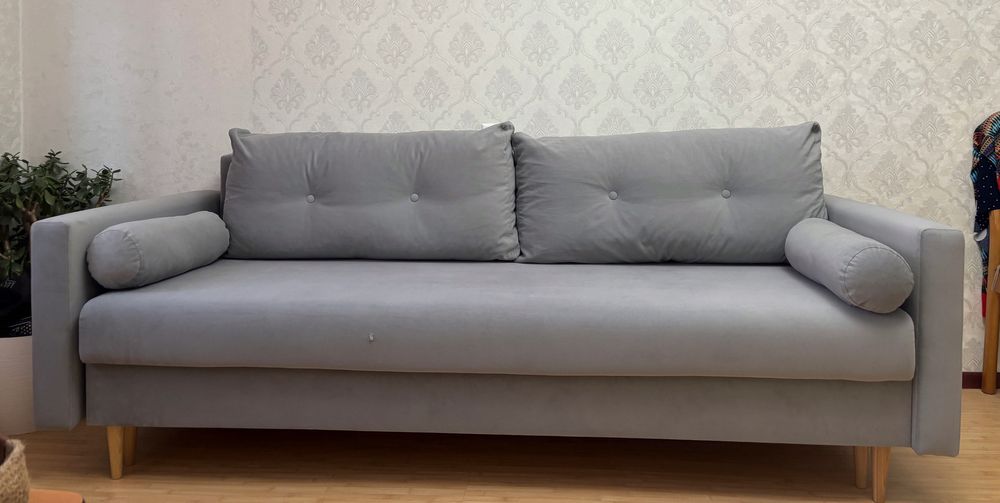 Продам прямой диван «Кристиан»