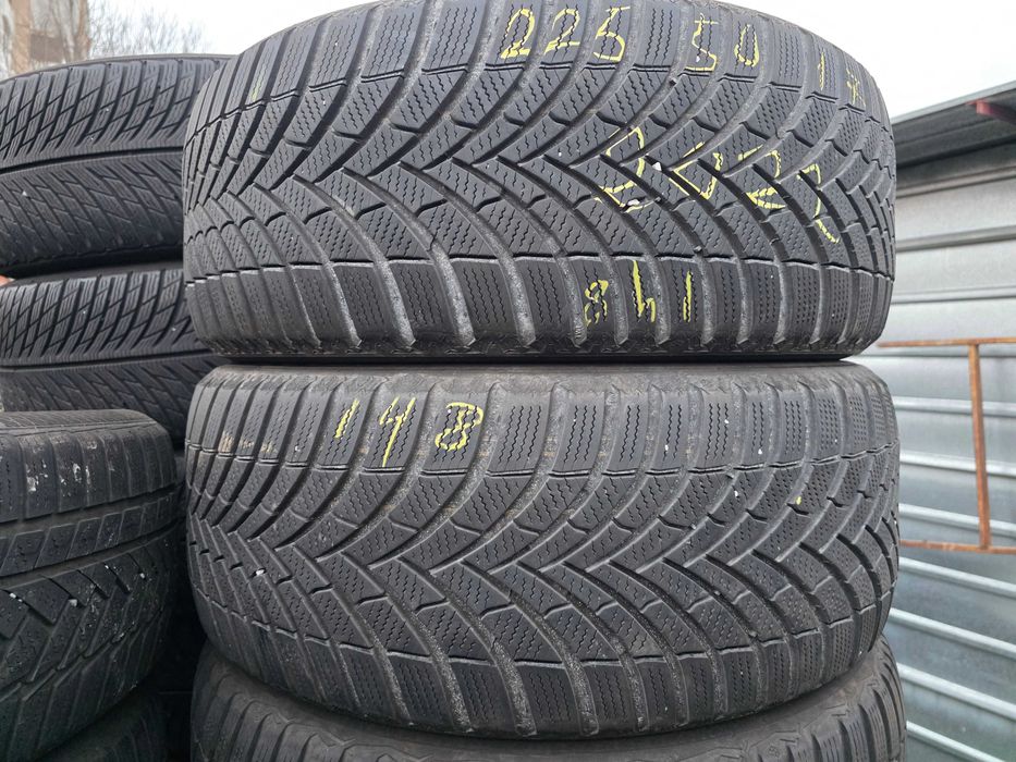 2бр Зимни гуми 225 50 17 - Semperit - DOT 2022