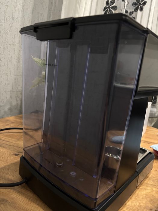 Продам кофе машину SGT