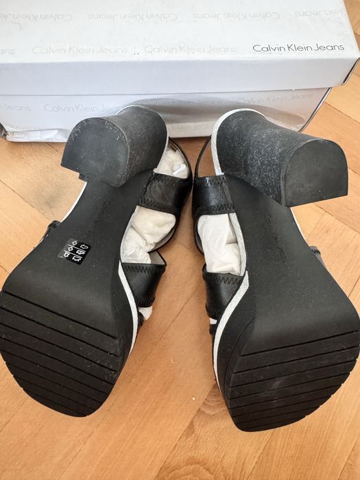 Дамски обувки Calvin Klein Monica