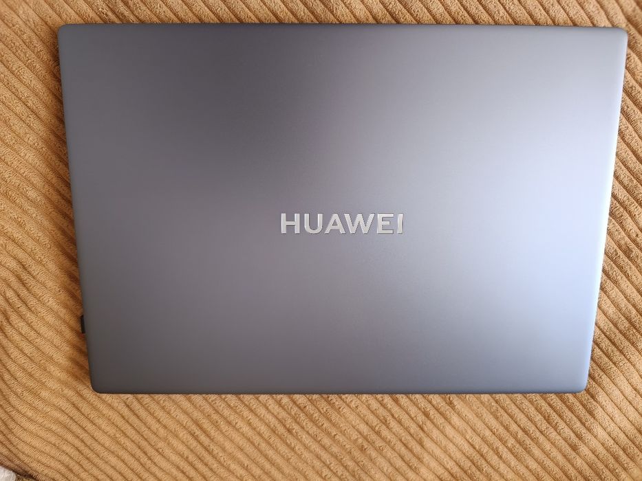 Ноутбук Huawei MateBook D16