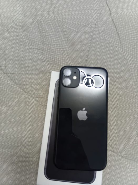 Продам айфон 11 ,128гб  идеал