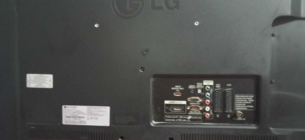 Televizor LG,  81 cm si  SAMSUNG 81 cm