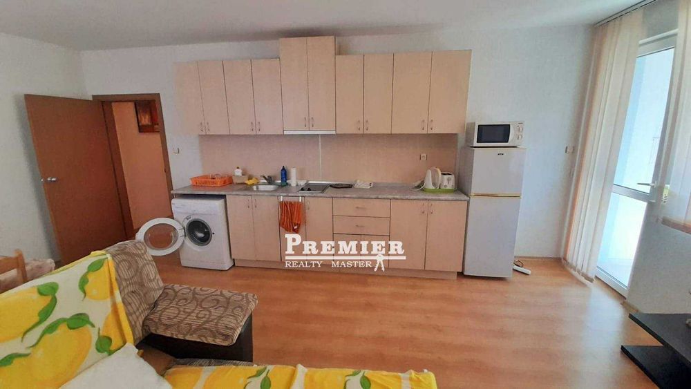 Продава се Двустаен апартамент в к.к. Слънчев бряг - 70 кв.м за 950 €/кв.м - Снимка #8