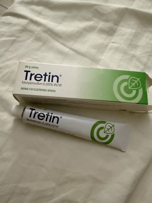 Gel de fata tretin