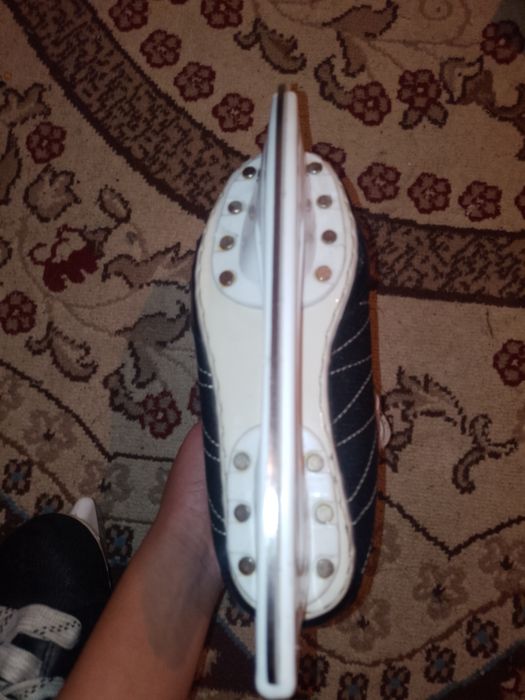 продам коньки хорошего качества