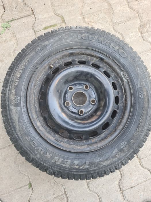 Продам шины зимние с дисками