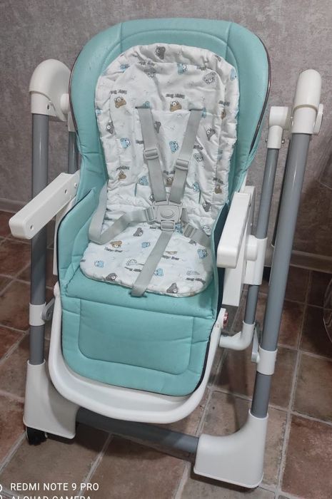 Продам стульчик для кормления