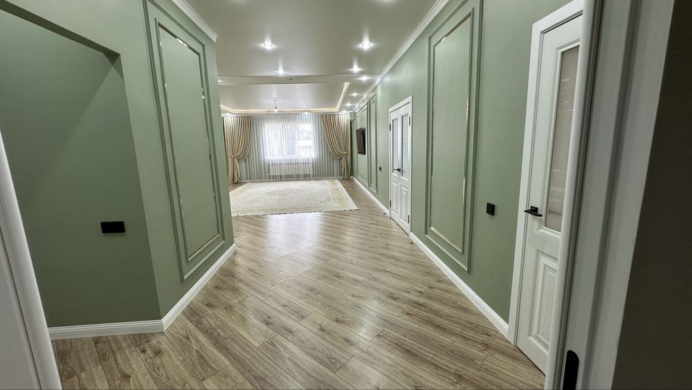 Жилой дом с земельным учатком