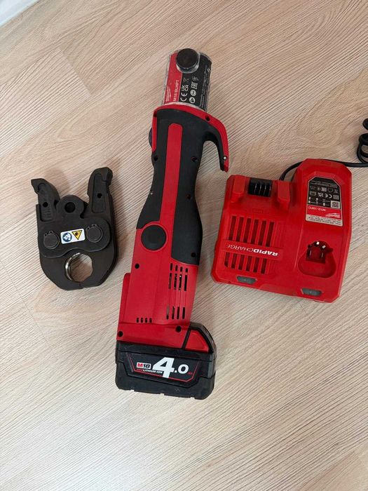 Milwaukee M18 BLHPT Presa hidraulica cu acumulator pentru Sertizat fitinguri instalatii sanitare, tevi pentru aer comprimat .