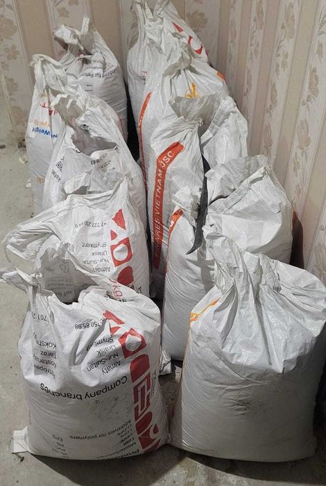 Продам цемент и баласт
