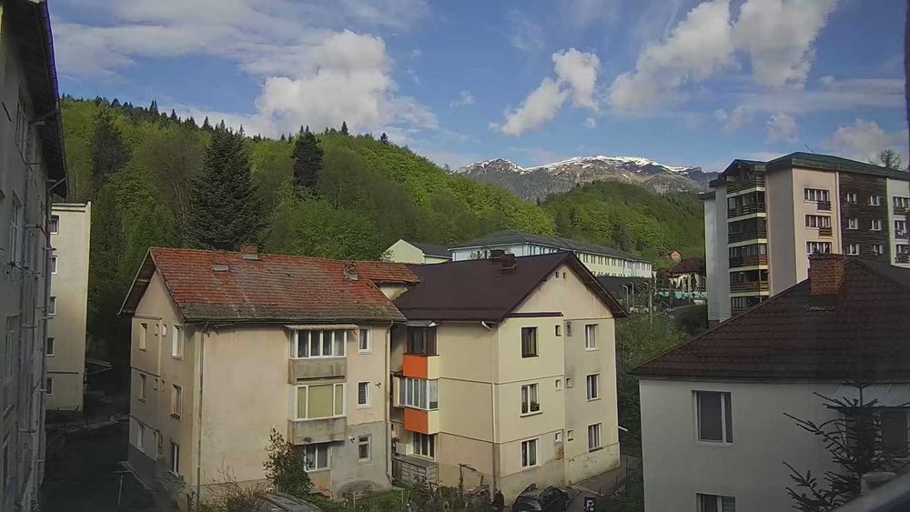 Garsoniera zona Izvor