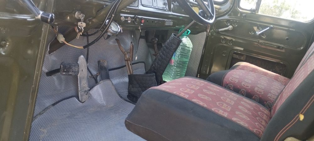 Zil 130  selxoz sotiladi