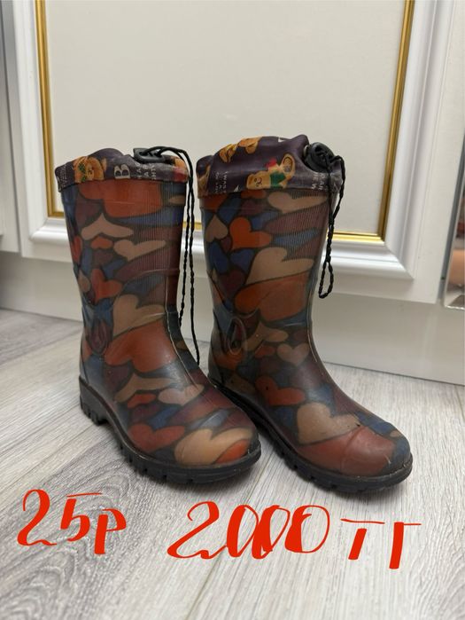 Обувь детская, разные размеры и сезоны