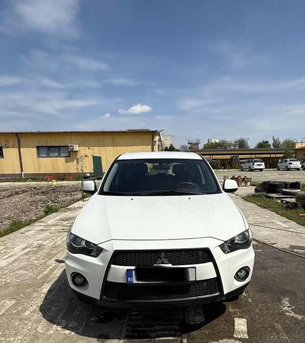 MITSUBISHI OUTLANDER an fabricatie 2012