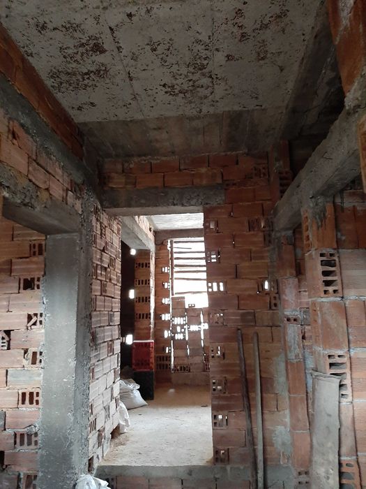 Продава се къща в с.Згориград 292 кв.м.