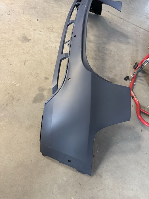 Задна броня Tesla mY със парктроници