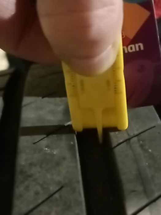 Vând anvelope vară GOODYEAR 195/65 R15" 900lei