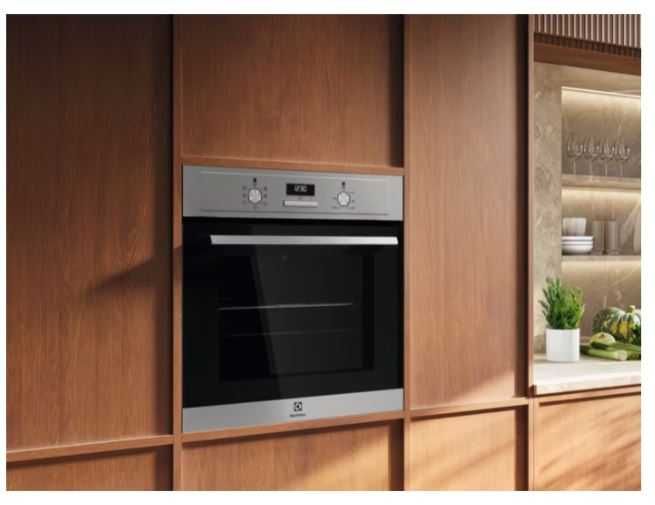 Cuptor electric Electrolux EOM3H00X Serie 700 Air Fry 59 cm - inox / negru
