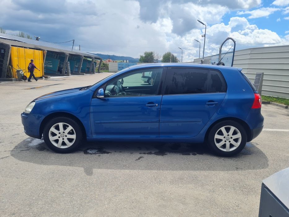 GOLF 5  1.6 mpi pe GPL