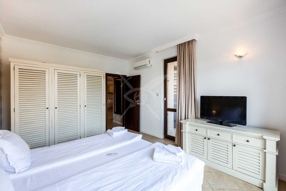 Двустаен апартамент в Лозенец 68213