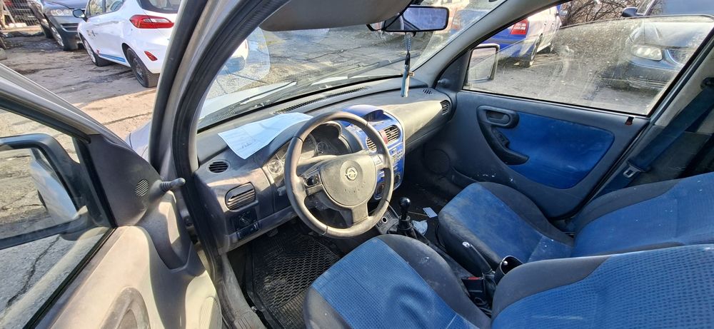 Dezmembrez Opel Combo C 1.6 B 2003