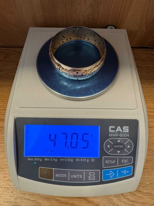 Златна гривна 47.05 гр. - 14 кр. / 585 - диаметър 7 см.