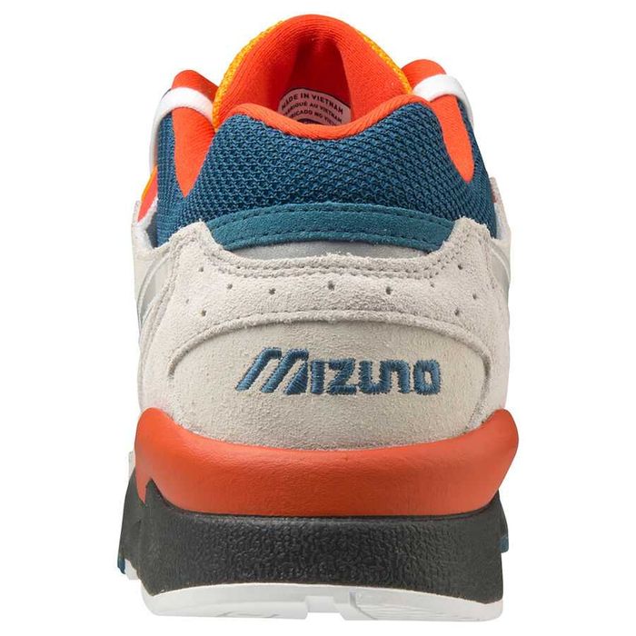 Mizuno 38 р. оригинальные кроссовки