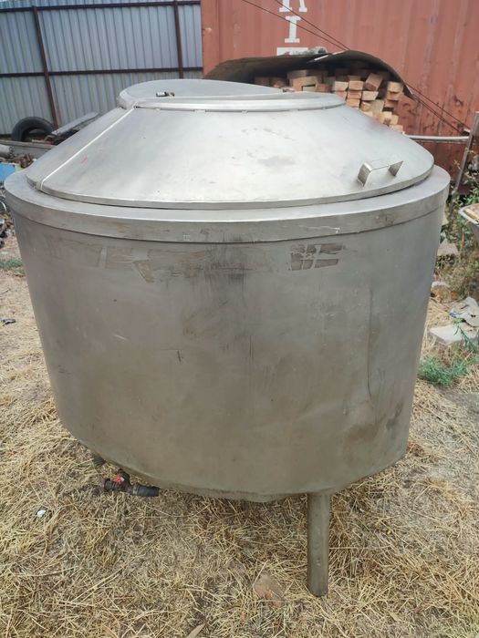 Продам ёмкость из нержавеющей стали