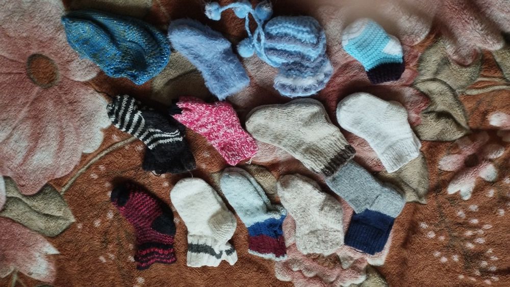 Шапки, варежки, носки,штаны