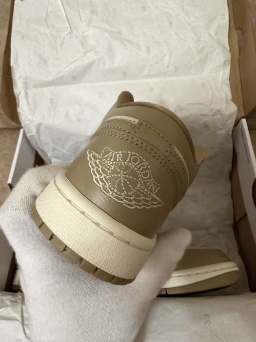 Оригинальные Wmns Air Jordan 1 Low “Rattan”