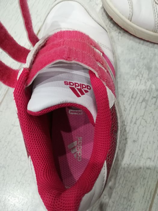 Маратонки за момиче  ADIDAS - N33/естествена кожа