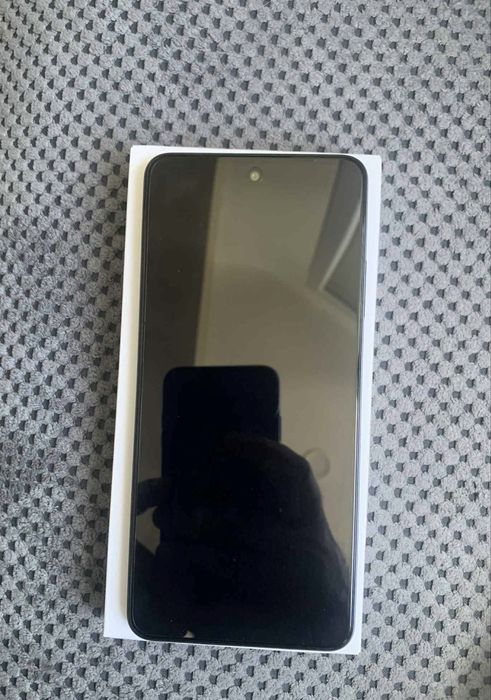 OPPO A5x / 128 GB с 2 години гаранция