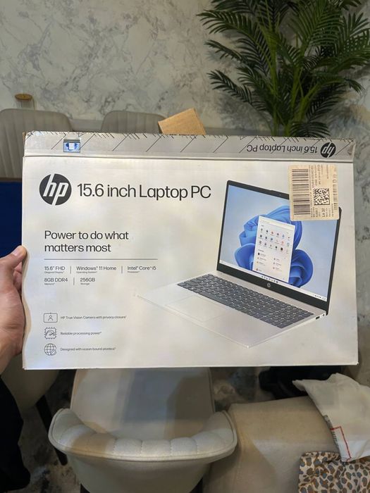 Быстрый ноутбук HP 15.6" Core i5-1235U / 8GB / SSD 256 / Идеал