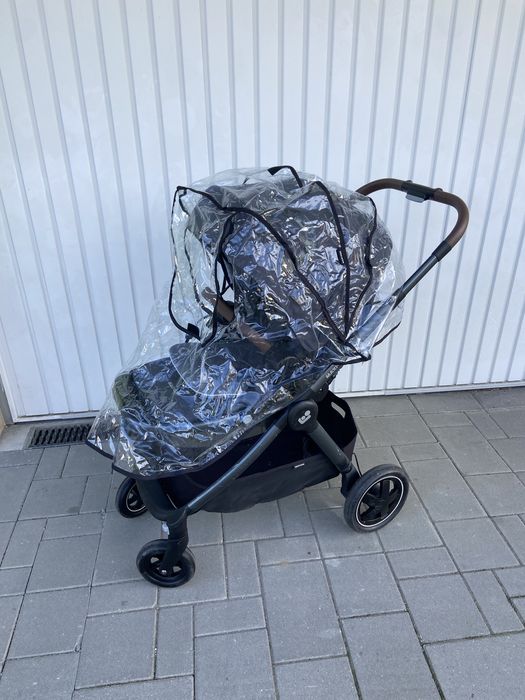 Maxi Cosi  Full set: ADORRA 2 + Tinca  + Isofix Base