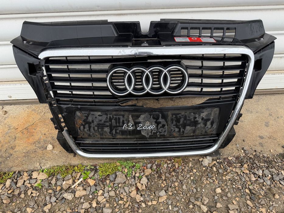 Предна броня/решетка за Audi A3 (2008-2012) Facelift
