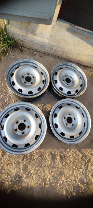 Продам диски R16 5/114.3