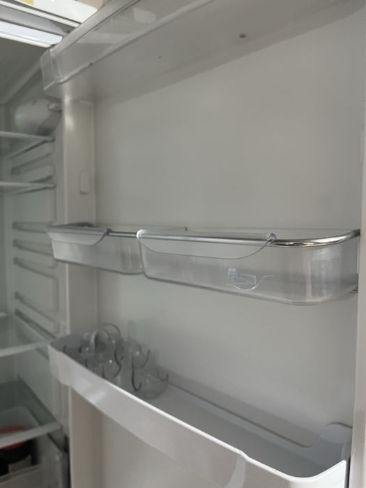 Срочно продам холодильник