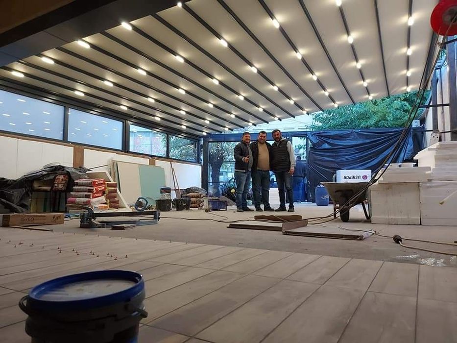 Constructor pergole . Închideri în sticla.  Producător.  În rate
