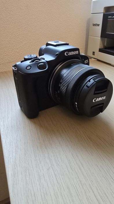 Canon EOS R50 + 2 obiective (18-45 + 24-105) | Garanție | Ca nou!