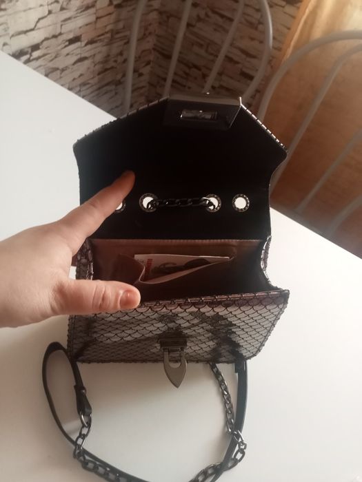 сумка новая продам