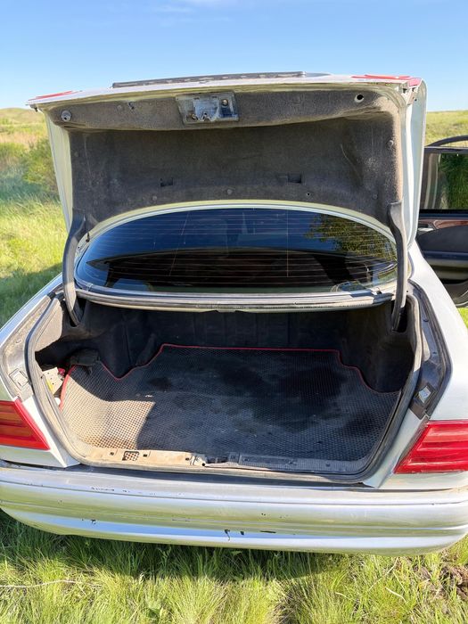 Продам Mersedes Benz E230