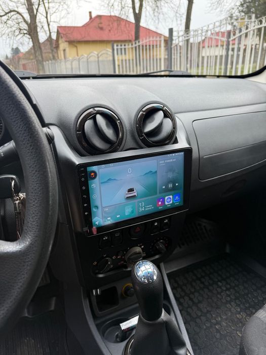 Vând Dacia Duster stare  impecabila proprietar