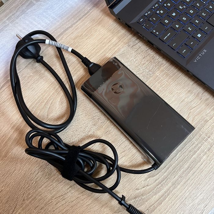 Геймърски Лаптоп HP Victus 16/ RTX 3050/ GDDR6/ 32 GB RAM/ 2TB SSD