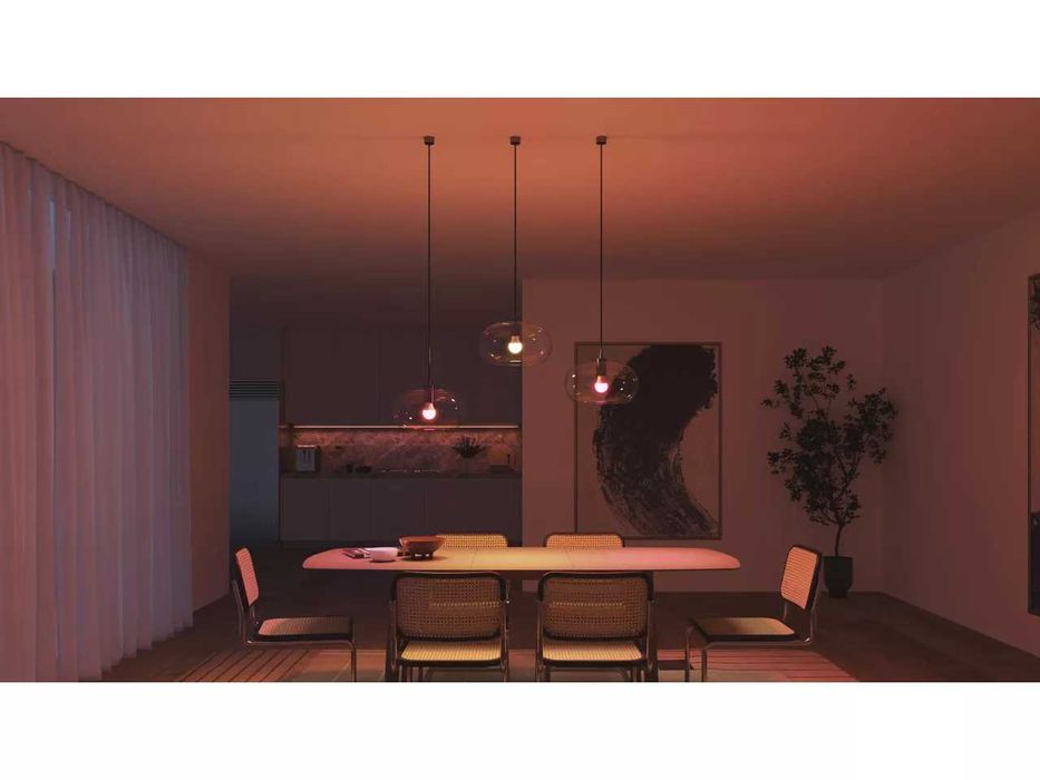 Комплект Philips Hue Essential A19 умни крушки  с Bridge или без