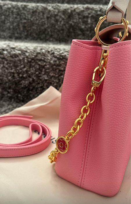 Geanta Louis Vuitton Capucines piele naturala pe comanda