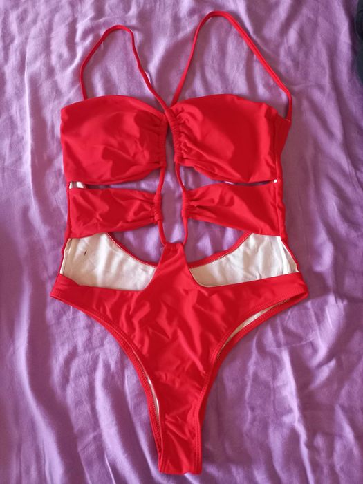 Червен дамски бански