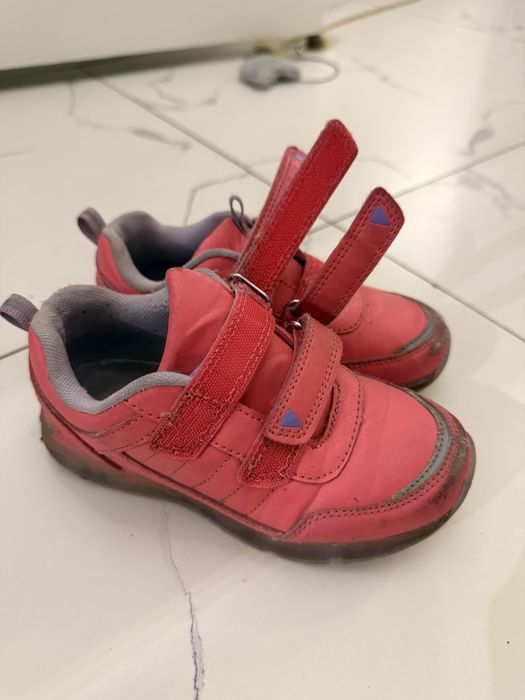 Кроссовки lassie 27 размер